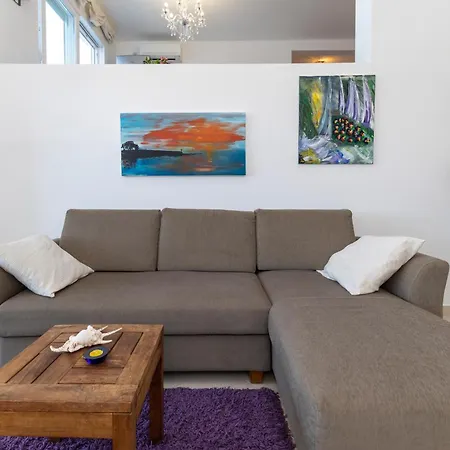 Penthouse By Belmont Realty Apartment Ugljan