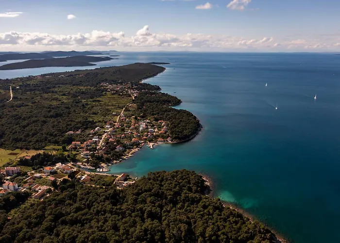 Penthouse By Belmont Realty Διαμέρισμα *