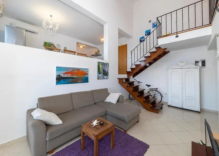 Penthouse By Belmont Realty Ugljan