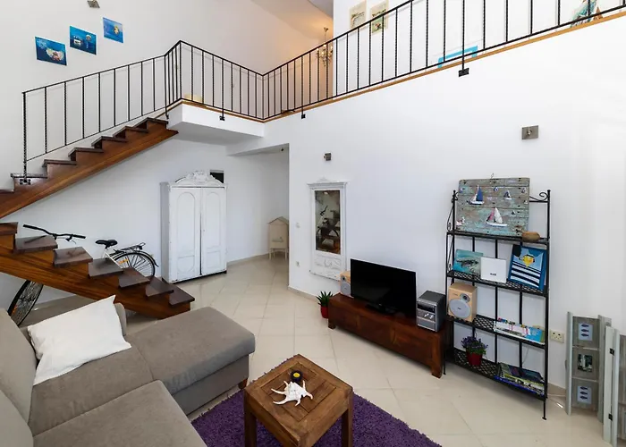 Penthouse By Belmont Realty Ugljan