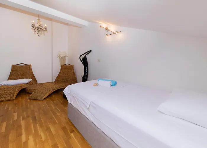 Daire Penthouse By Belmont Realty *