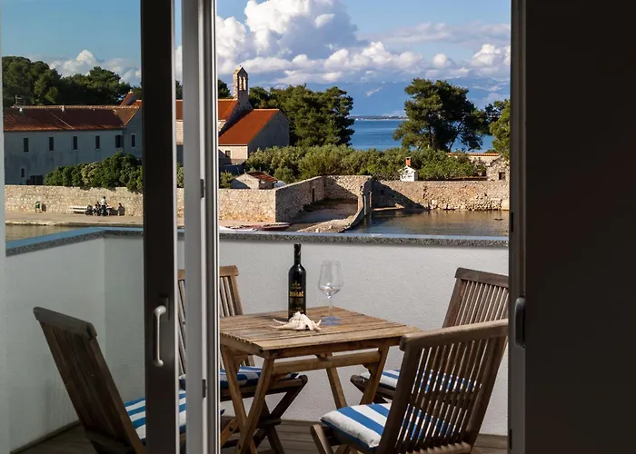 Penthouse By Belmont Realty Daire Ugljan