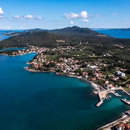 Penthouse By Belmont Realty Ugljan