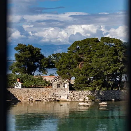 Penthouse By Belmont Realty Ugljan